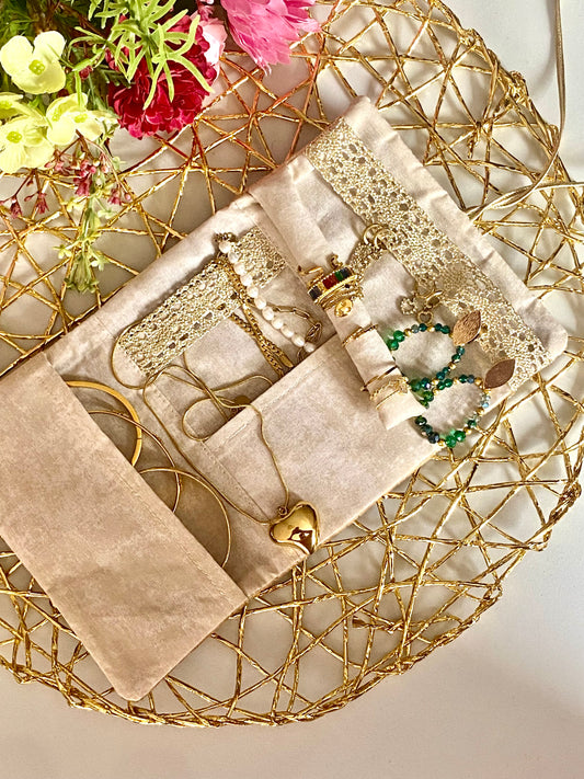 Pochette Ă bijoux de voyage (fait main)