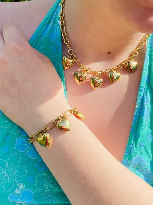 Collier Nada